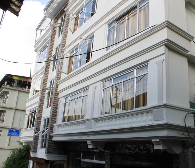 Hotel White Yak